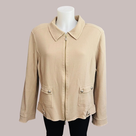 St. John Sweaters - St. John Sewn By Hand Beige Full Zip 100% Wool Cardigan Jacket Lightwt sz 16
